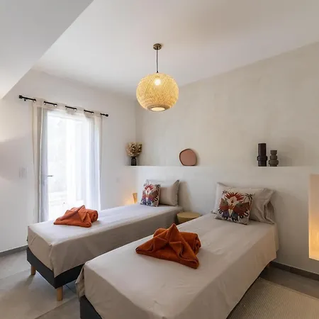 Vitriccia - De Reve, Piscine Et A 7mn A Pied ! * Zonza