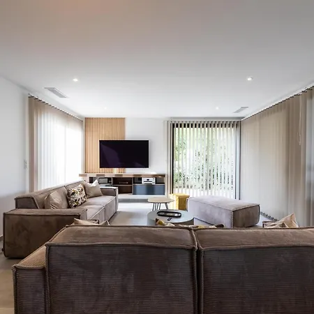 Vitriccia - De Reve, Piscine Et A 7mn A Pied ! Zonza