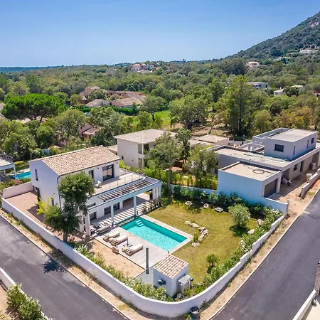 Villa Vitriccia - De Reve, Piscine Et A 7mn A Pied ! Zonza