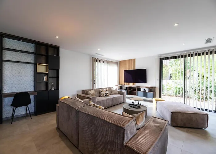 Vitriccia - De Reve, Piscine Et A 7mn A Pied !